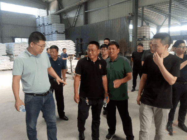 河南建設(shè)廳協(xié)會組團蒞臨朝欽節(jié)能生產(chǎn)基地調(diào)研考察-2-20230902094023